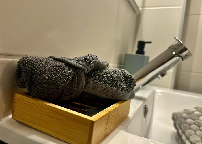 아파트 Joyeuse Escale A La Gare - 368 루앙